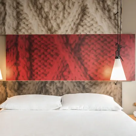 Ibis Bercy Village 3* Parigi