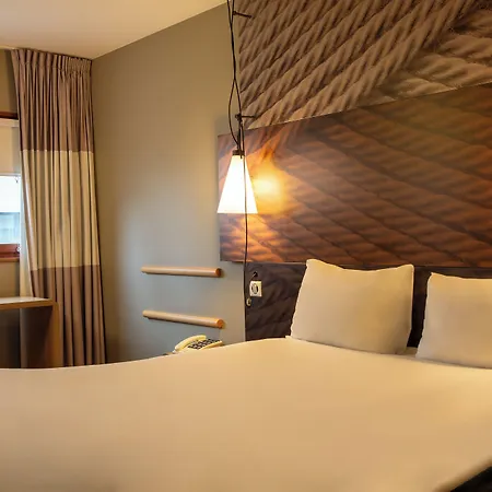Hotel Ibis Bercy Village