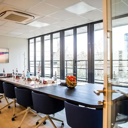 Ibis Bercy Village 3* Parigi