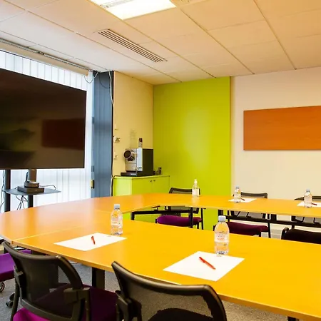 Hotel Ibis Bercy Village 3*