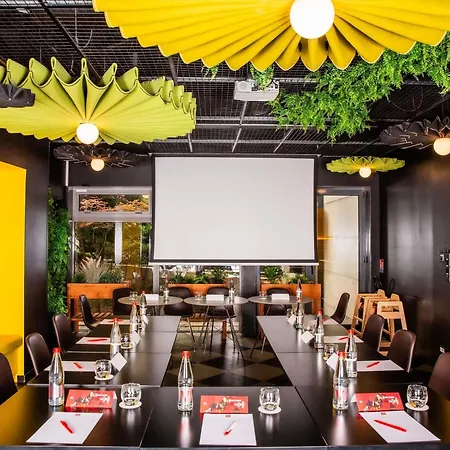 Hotel Ibis Bercy Village 3*