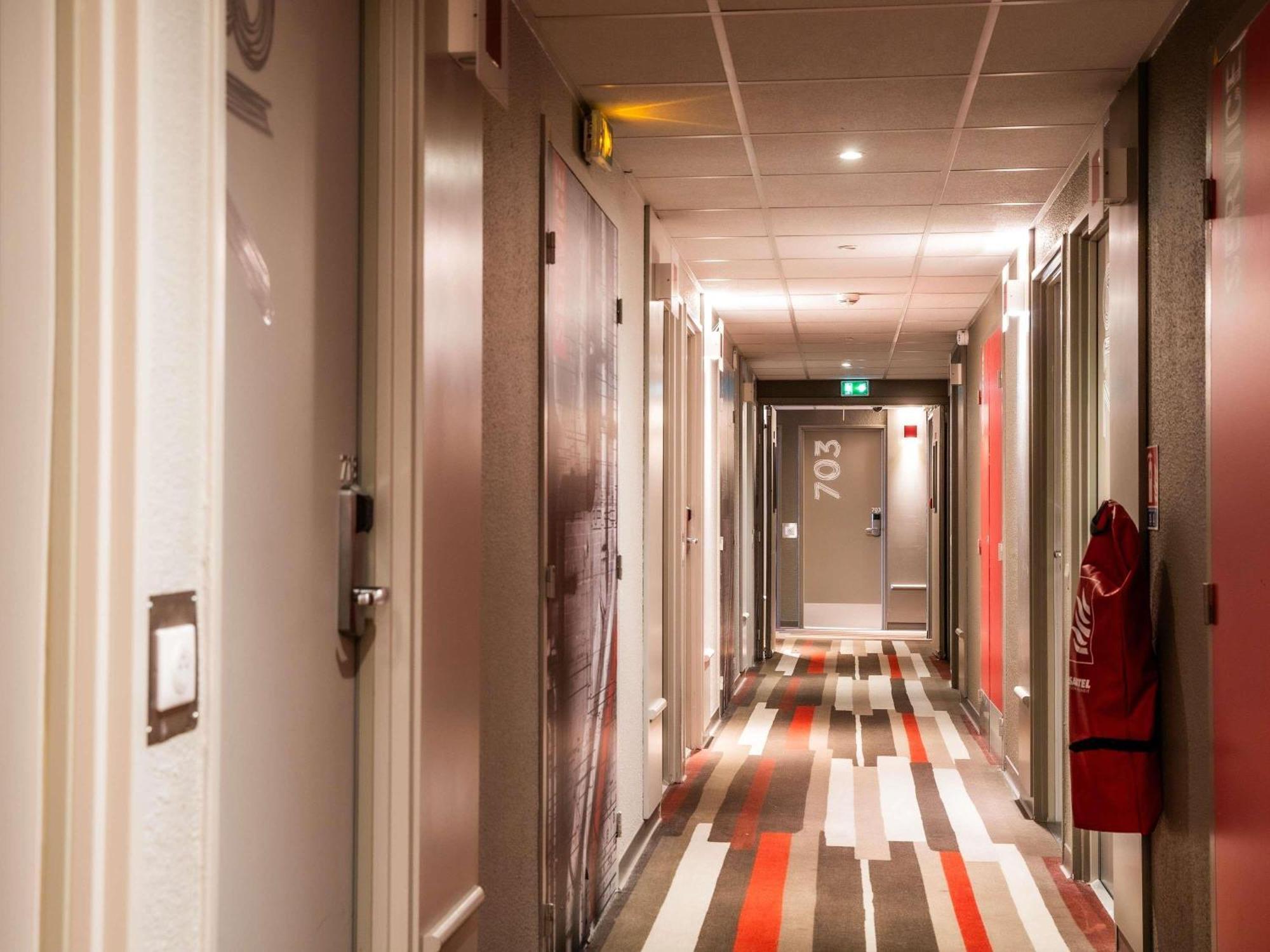 Hotel Ibis Bercy Village Parigi