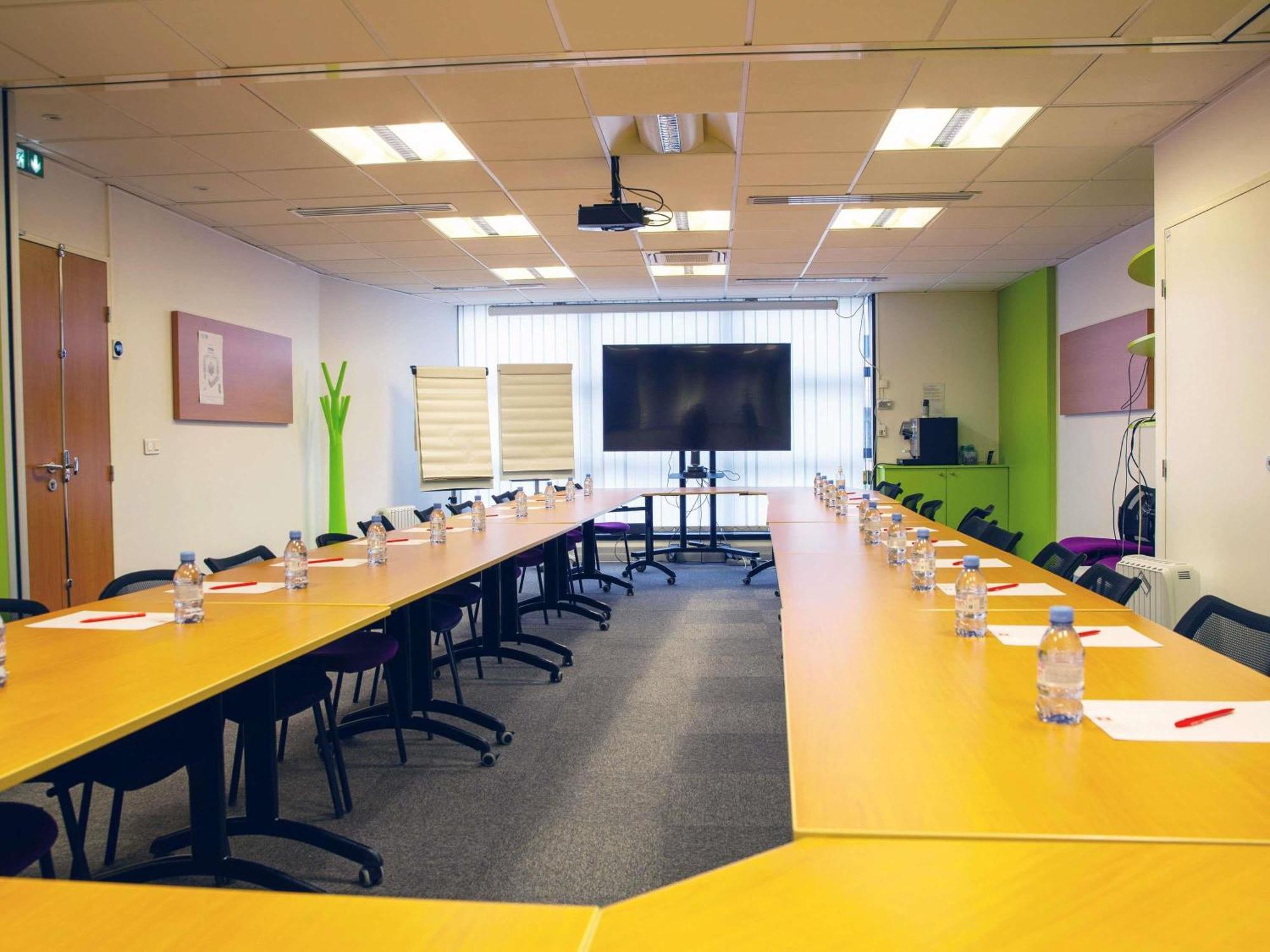 Ibis Bercy Village 3* Parigi