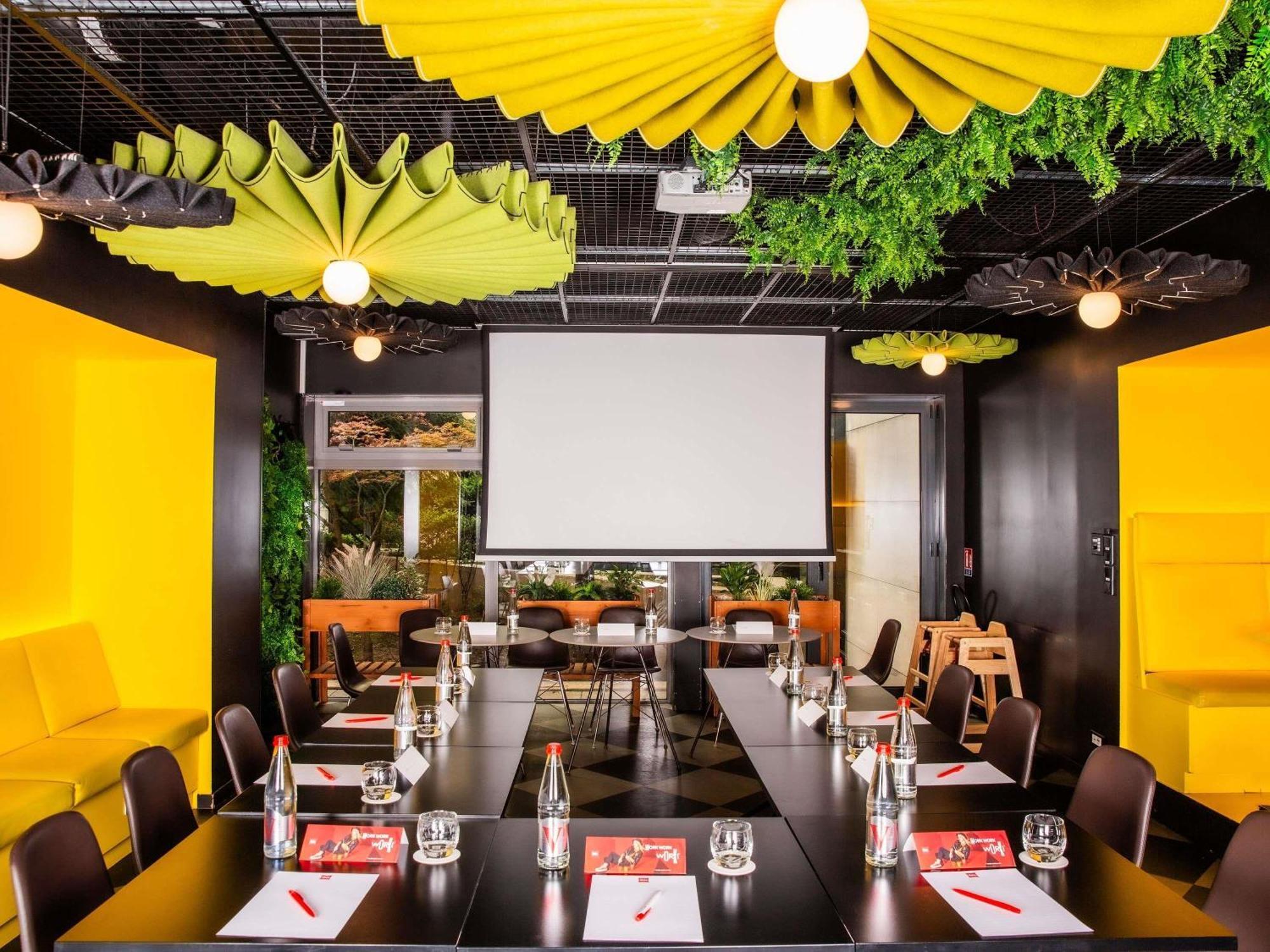 Hotel Ibis Bercy Village 3*