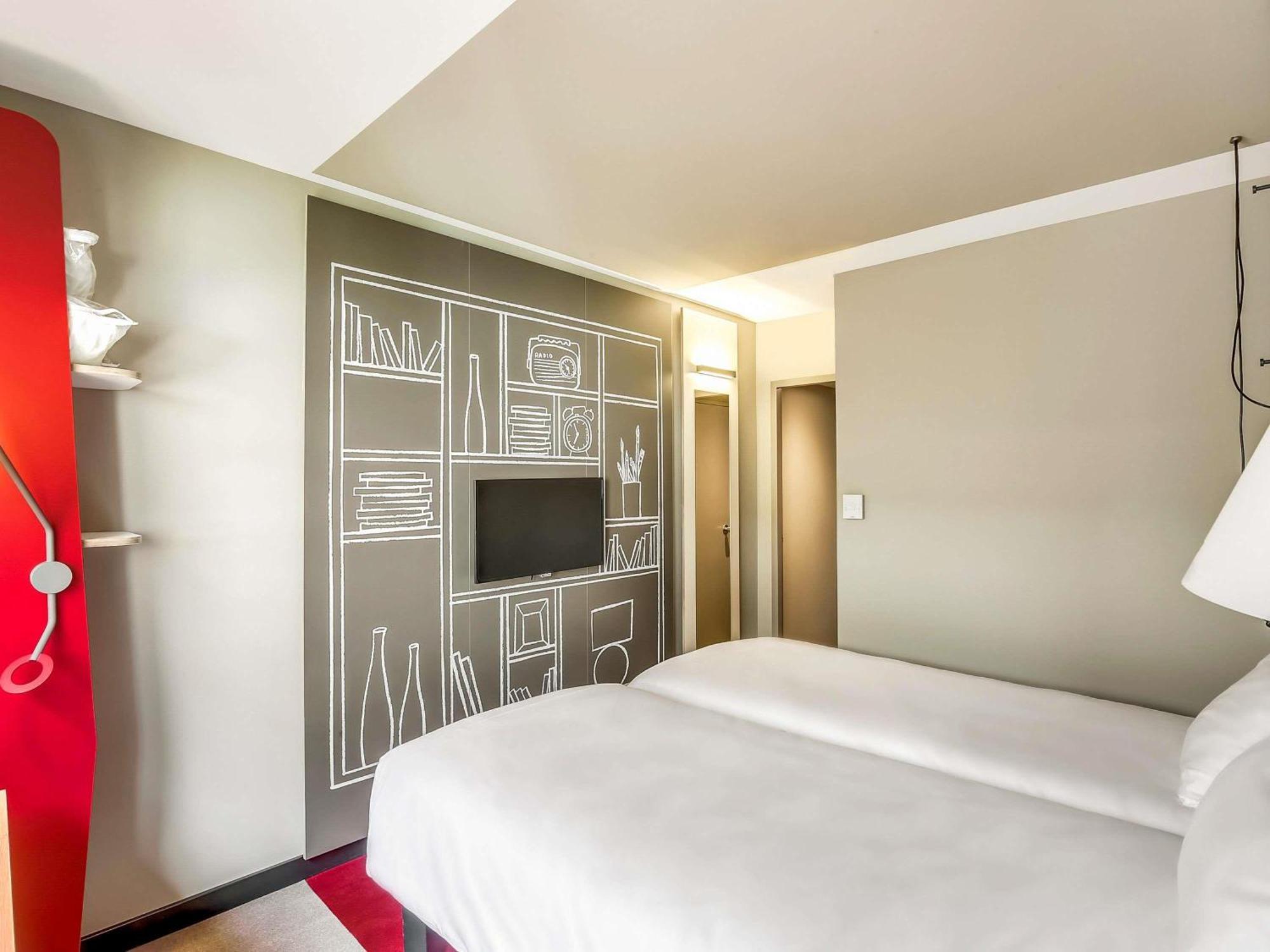 Ibis Bercy Village 3*