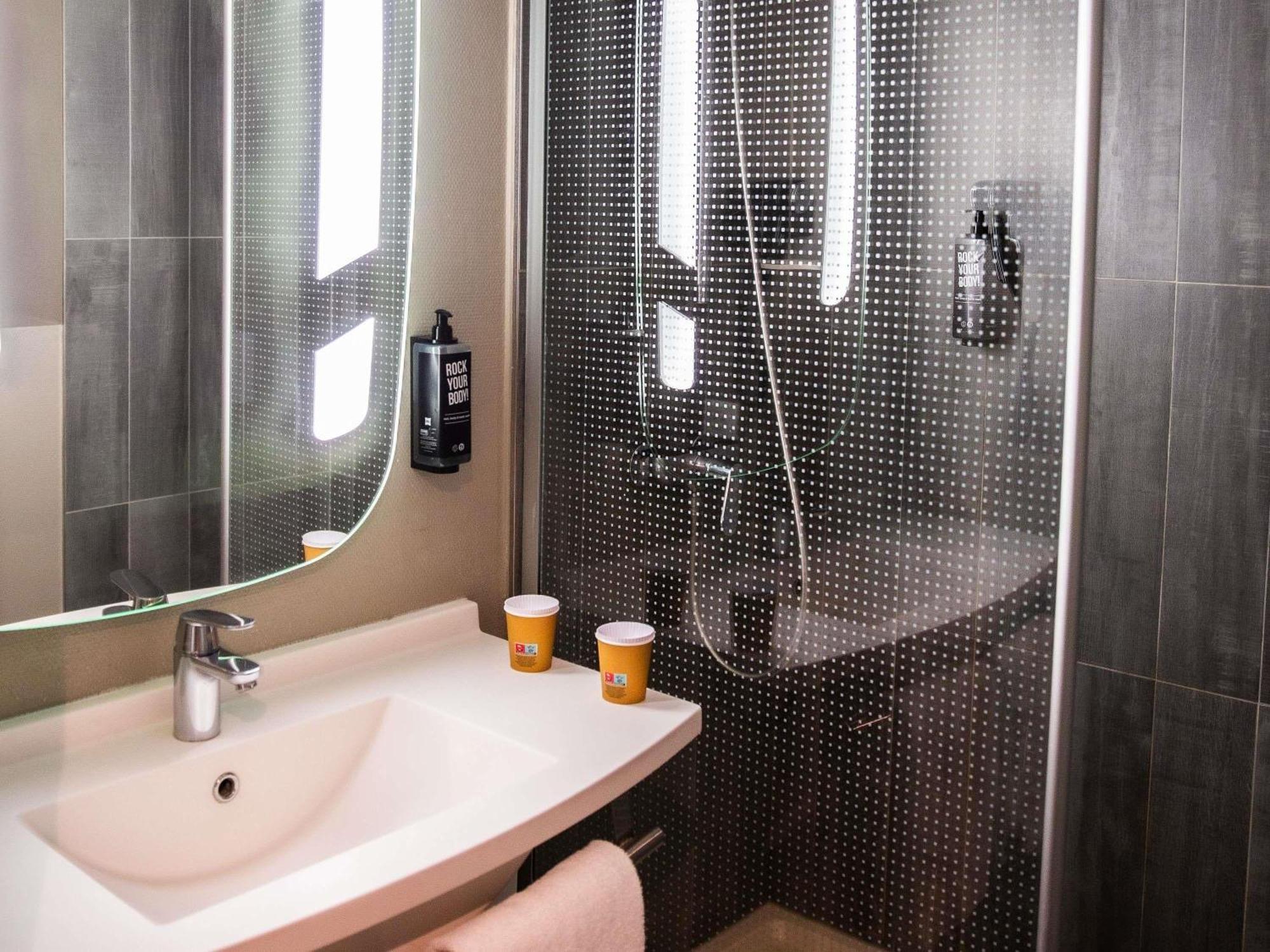 Ibis Bercy Village 3*